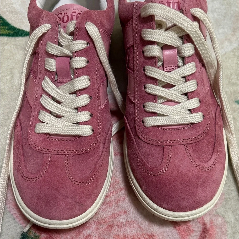 Sofft Rose Suede Sneakers NWOT